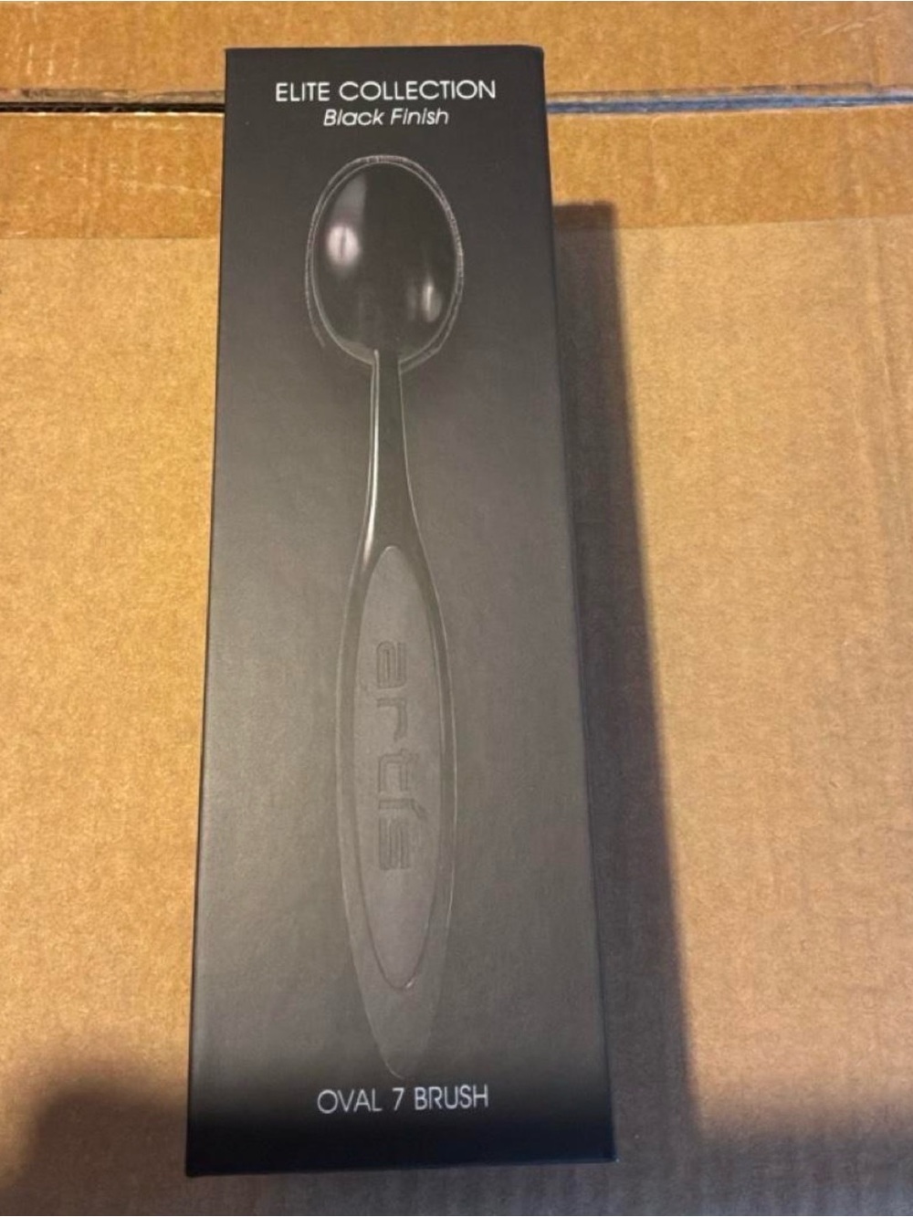 Artis Elite Collection Black Finish Oval 7 Brush